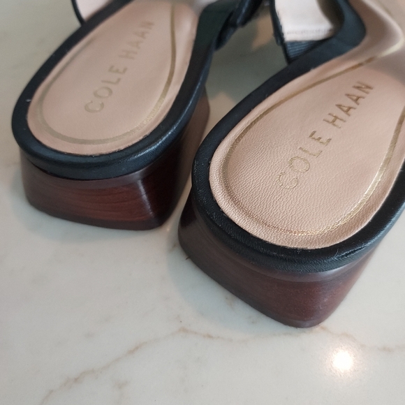 Black Leather Toe-Post Slide Sandals with Gold Buckle Accent - Picture 7 of 10